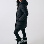 Lolë Modern Puffer Synth Down Jacket in black