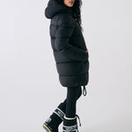 Lolë Modern Puffer Synth Down Jacket in black