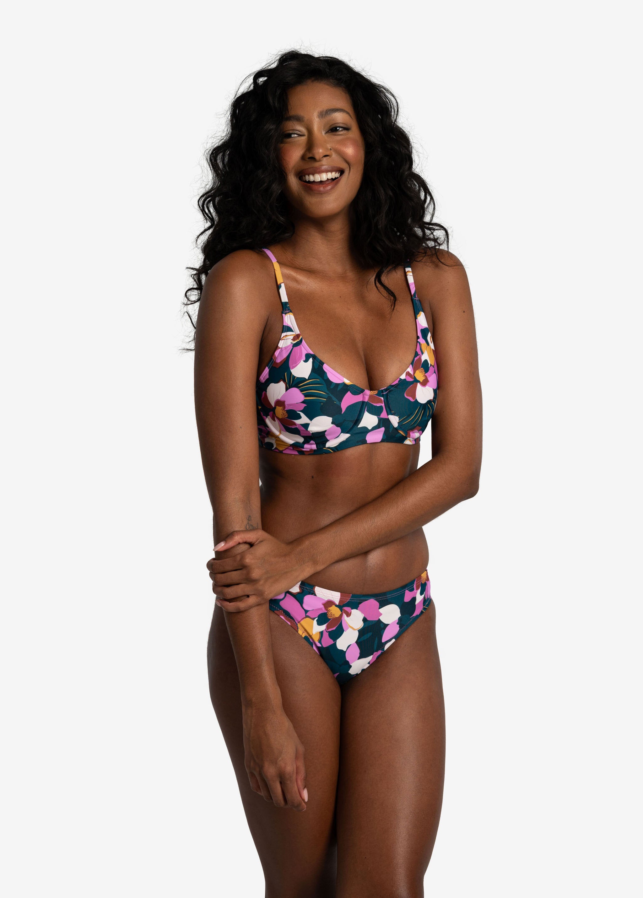 Lolë Caribbean Bottom in navy floral print