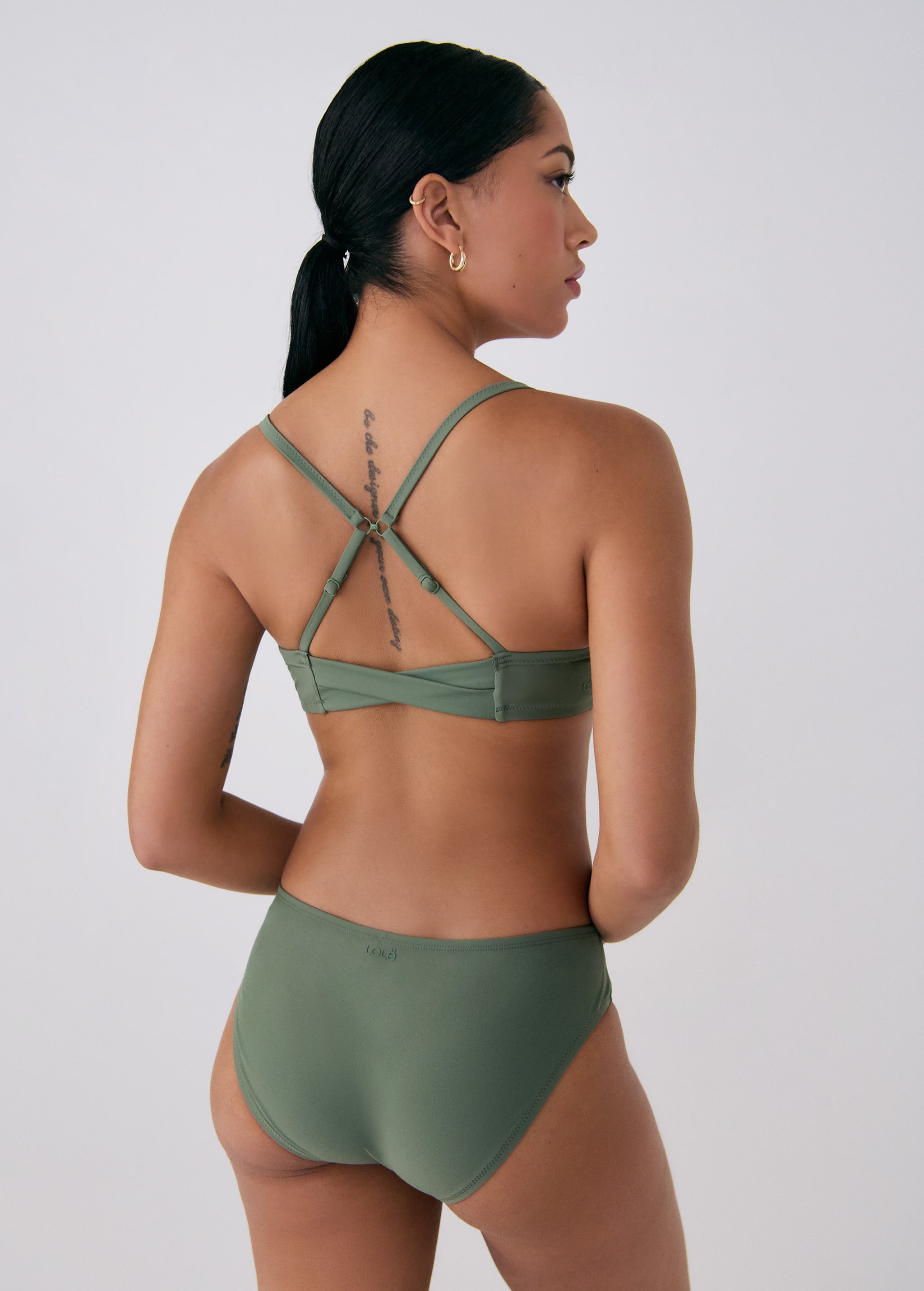 Lolë Caribbean Bottom in Army olive green