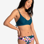 Lolë Ocean Bottom in navy floral print