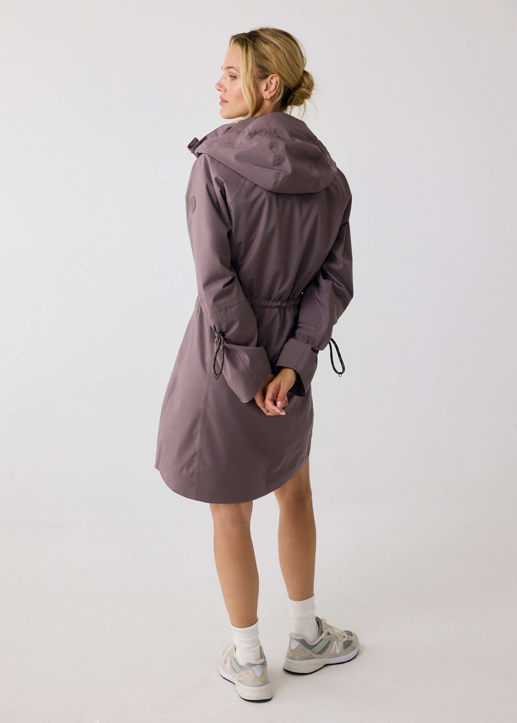 Lolë Piper Oversized Rain Jacket in Twilight mauve taupe — for a more streamlined fit, consider sizing down
