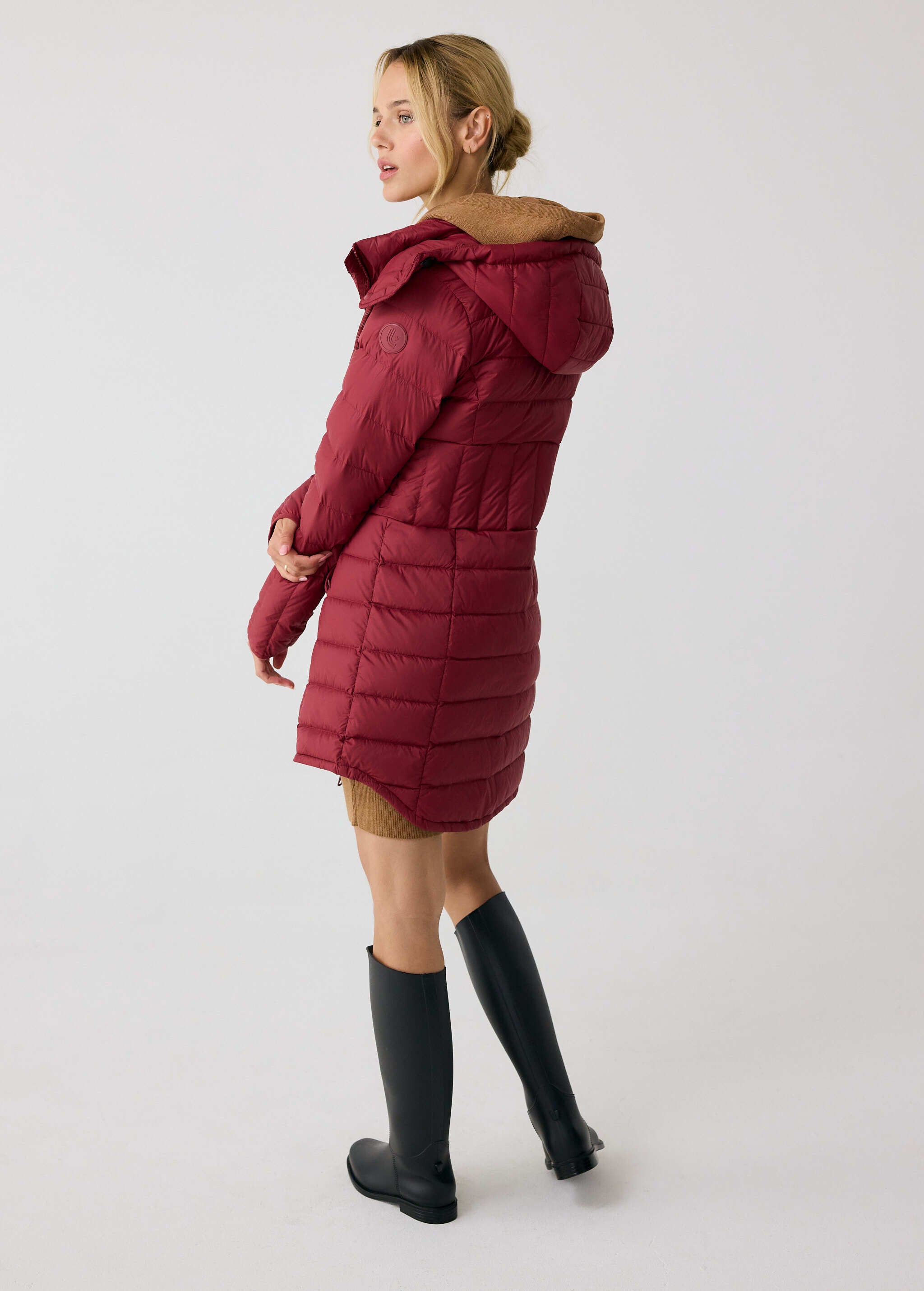 Lolë Claudia Down Jacket in red