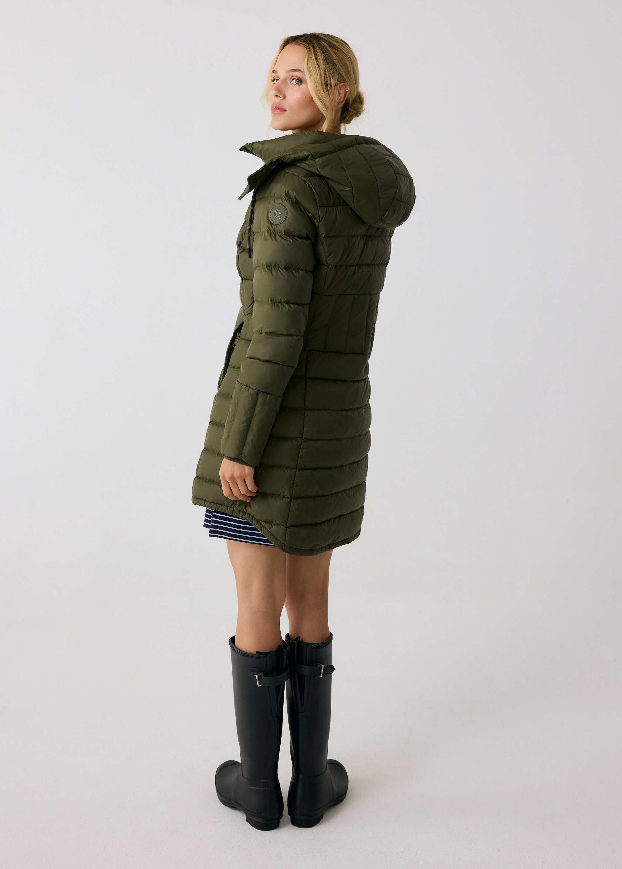 Lolë Claudia Down Jacket in Moss olive green