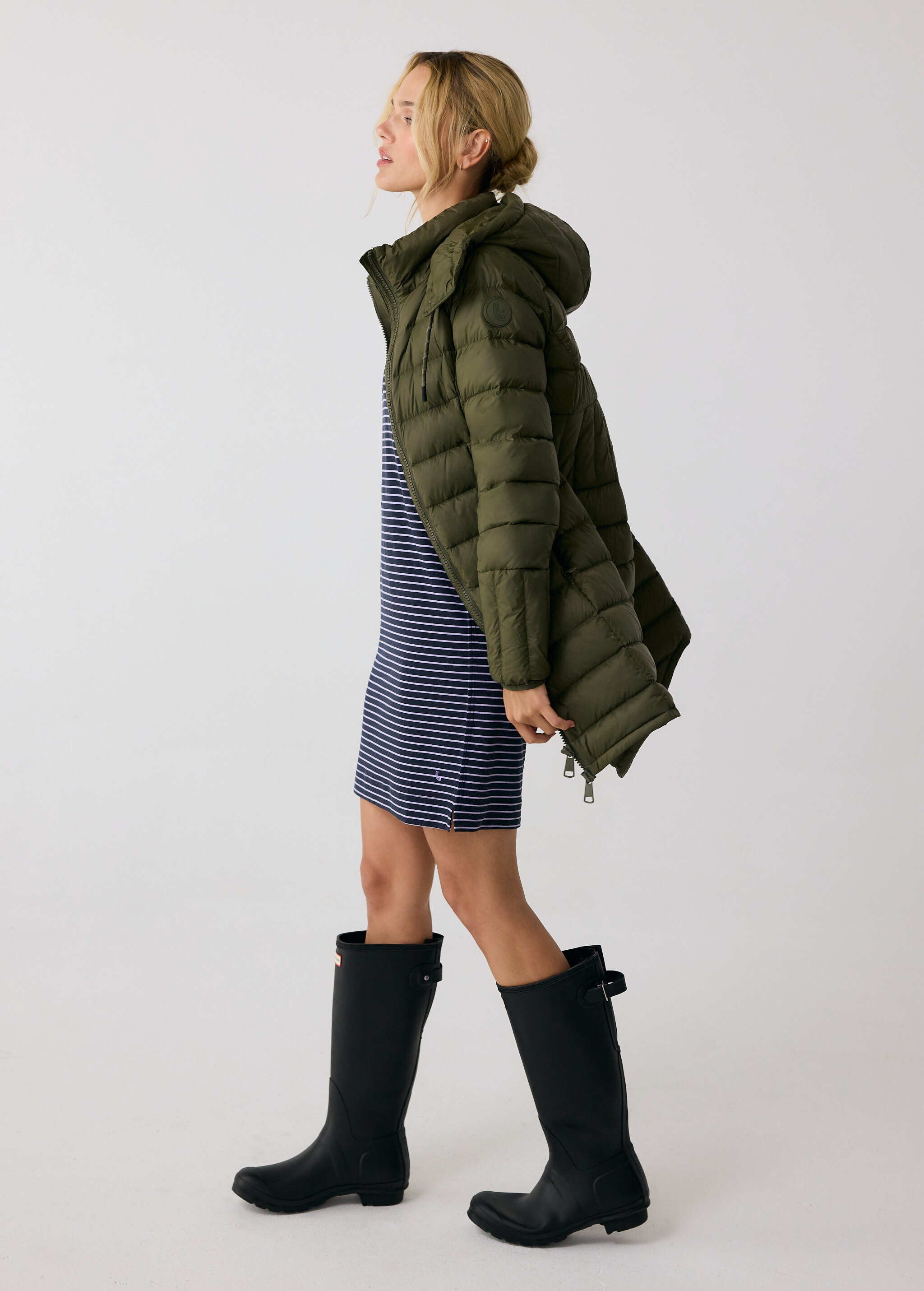 Lolë Claudia Down Jacket in Moss olive green