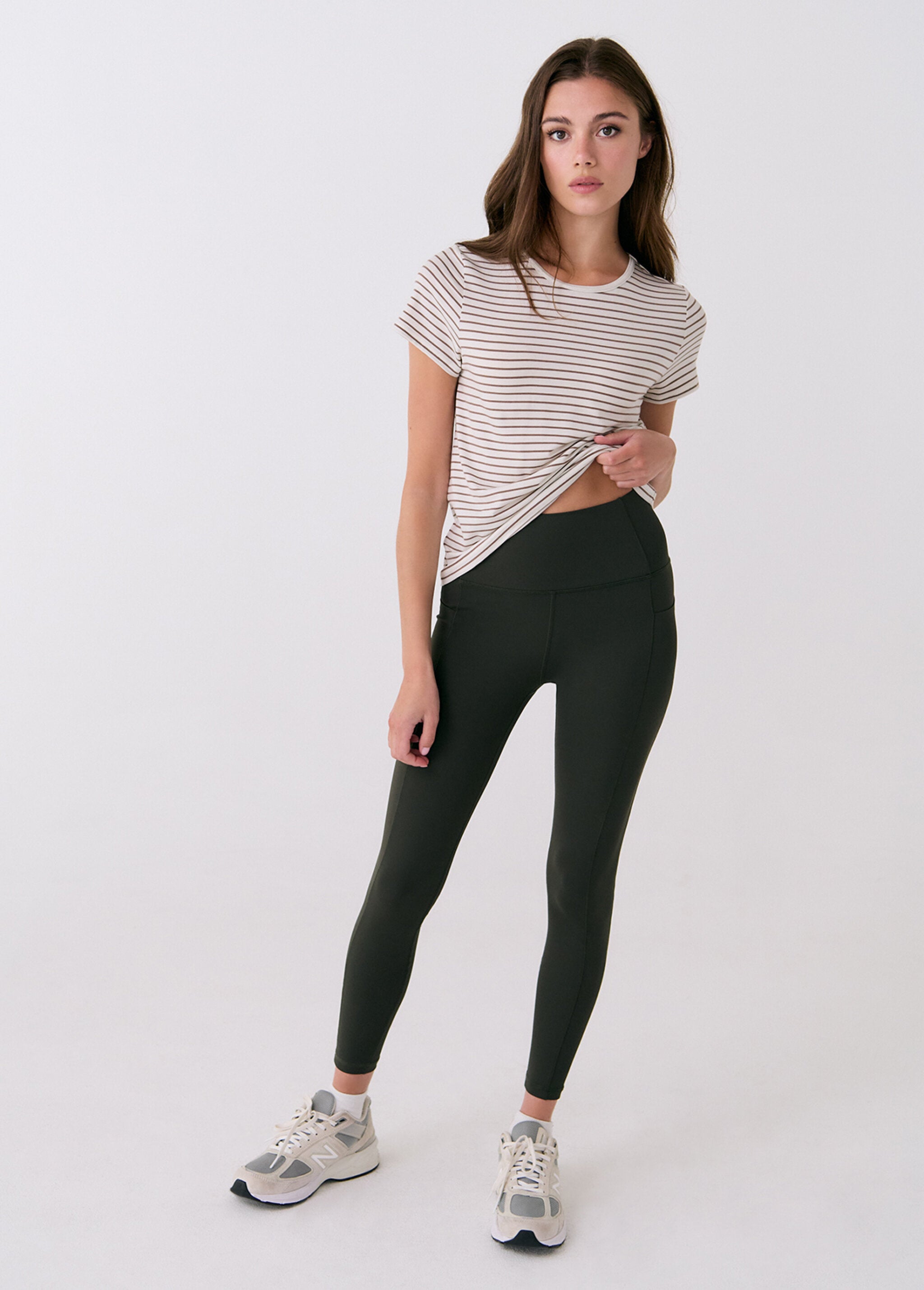 Lolë Step Up Ankle Leggings in olive