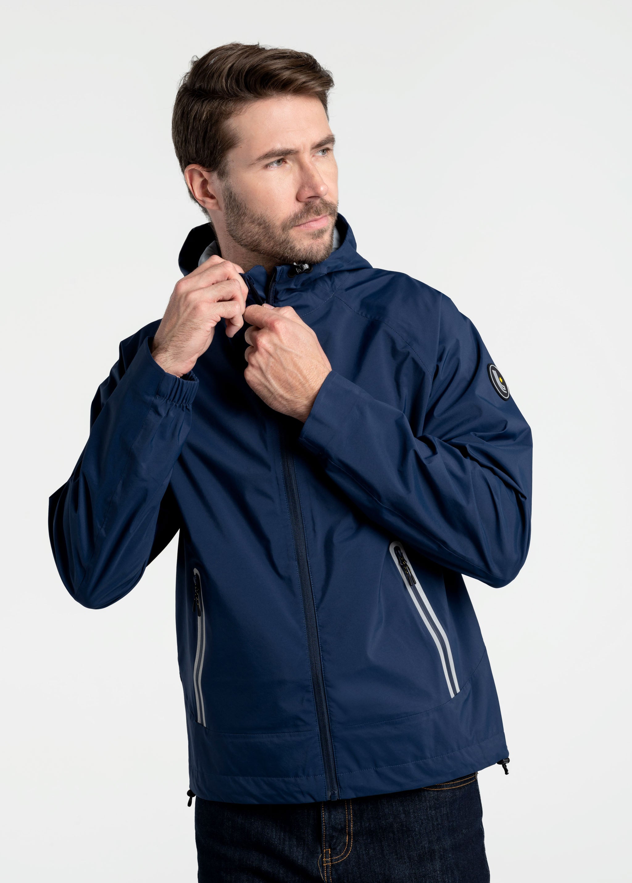 Lolë Dash Jacket in navy — with this jacket, there's no off-season for your outdoor adventures